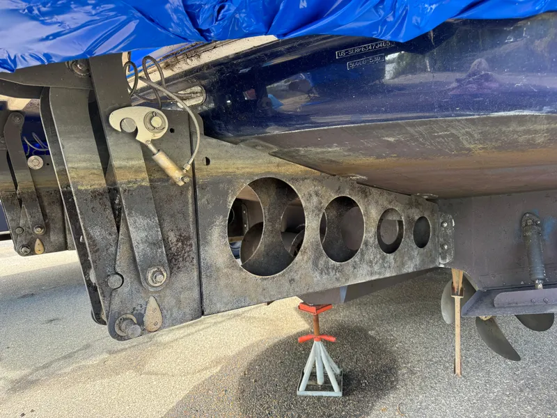 Slide: The Image of Sea Ray 500 Sedan Bridge 2005 - 101