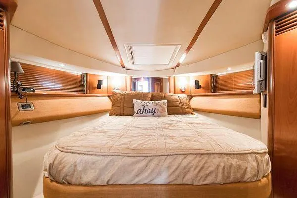 Slide: The Image of Sea Ray 500 Sedan Bridge 2005 - 50