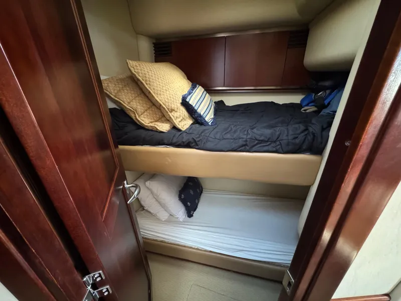 Slide: The Image of Sea Ray 500 Sedan Bridge 2005 - 73