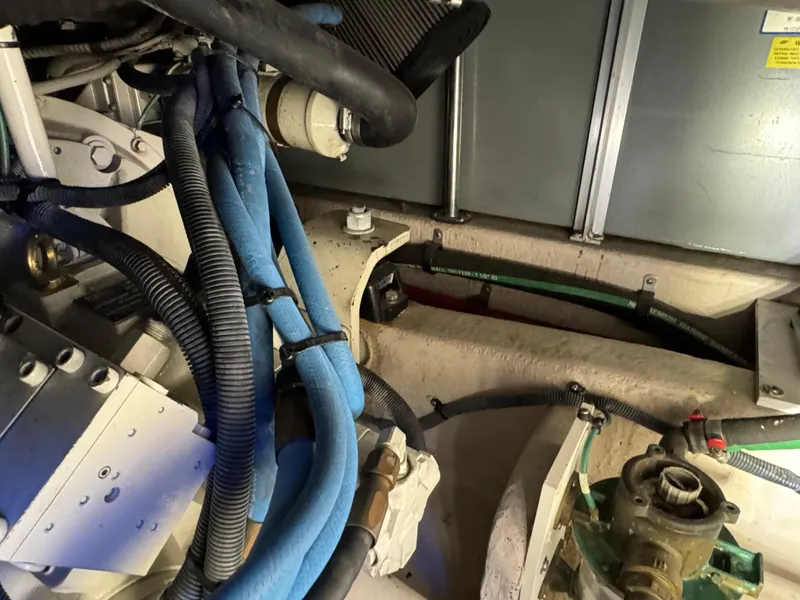 Slide: The Image of Sea Ray 500 Sedan Bridge 2005 - 79