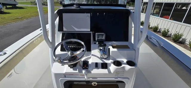 Slide: The Image of Sea Pro 239 DLX Center Console 2021 - 33