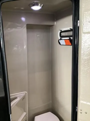 Slide: The Image of Premier 330 Escalante 2025 - 33