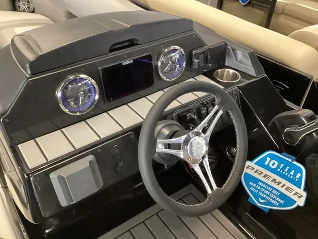 Slide: The Image of Premier 230 SunSation RF 2025 - 12