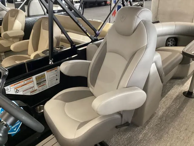 Slide: The Image of Premier 230 SunSation RF 2025 - 13