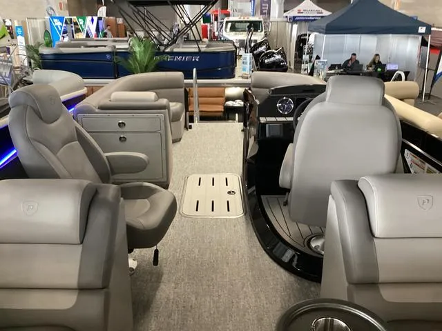 Slide: The Image of Premier 230 SunSation RF 2025 - 17