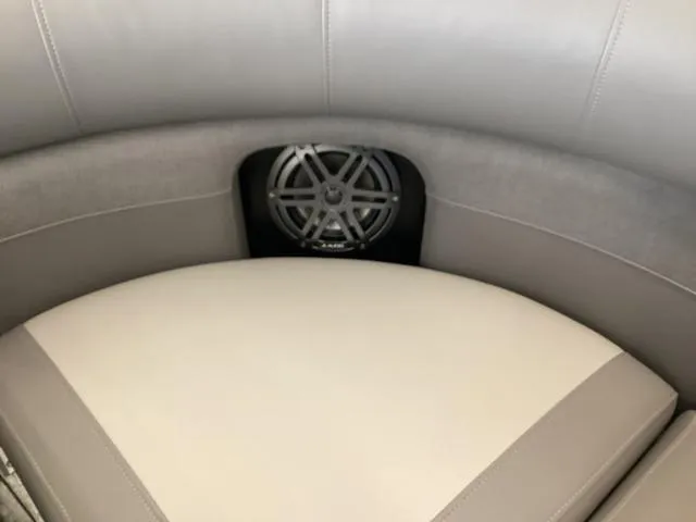 Slide: The Image of Premier 230 SunSation RF 2025 - 20