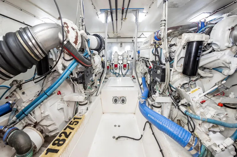 Slide: The Image of Ocean Yachts Super Sport 2005 - 58