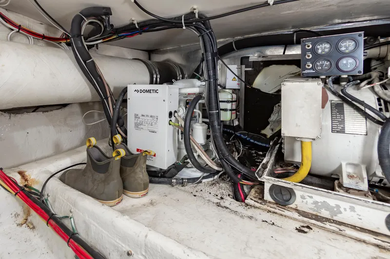 Slide: The Image of Ocean Yachts Super Sport 2005 - 60