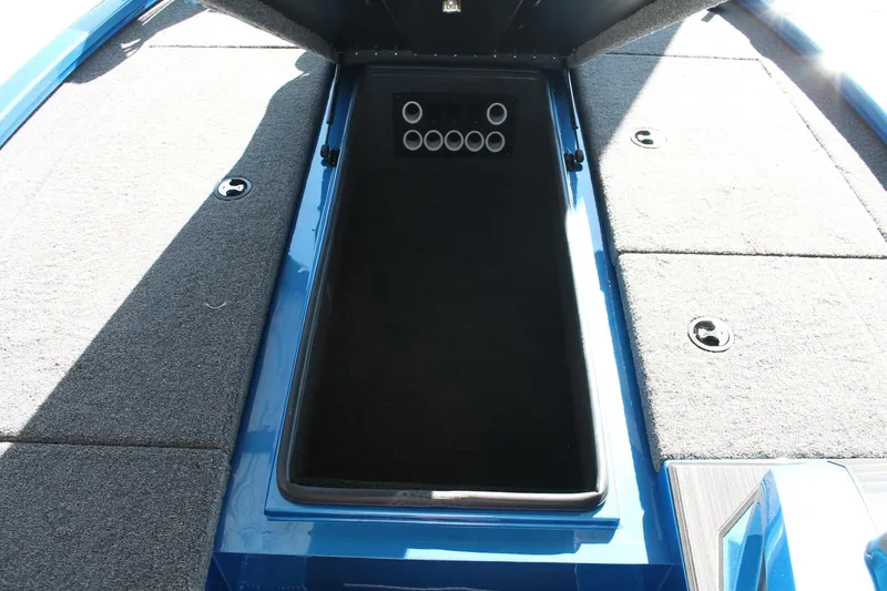 Slide: The Image of Vexus AVX1980 2025 - 25