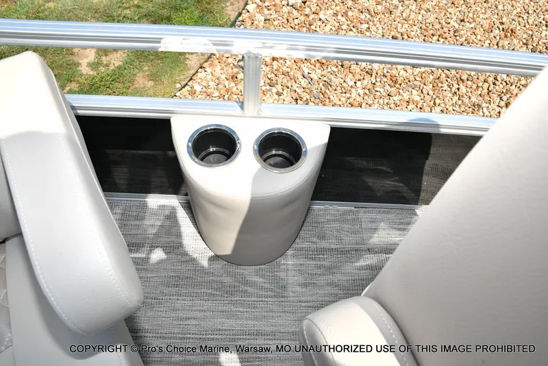 Slide: The Image of Cup holders on 2025 Ranger 223FC boat with Mercury 4 Stroke engine. - 23