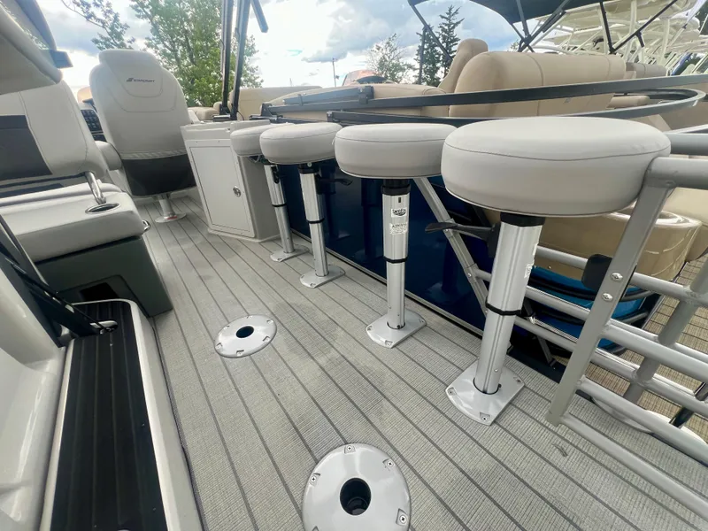 Slide: The Image of Starcraft CX 23 DL BAR 2025 - 7