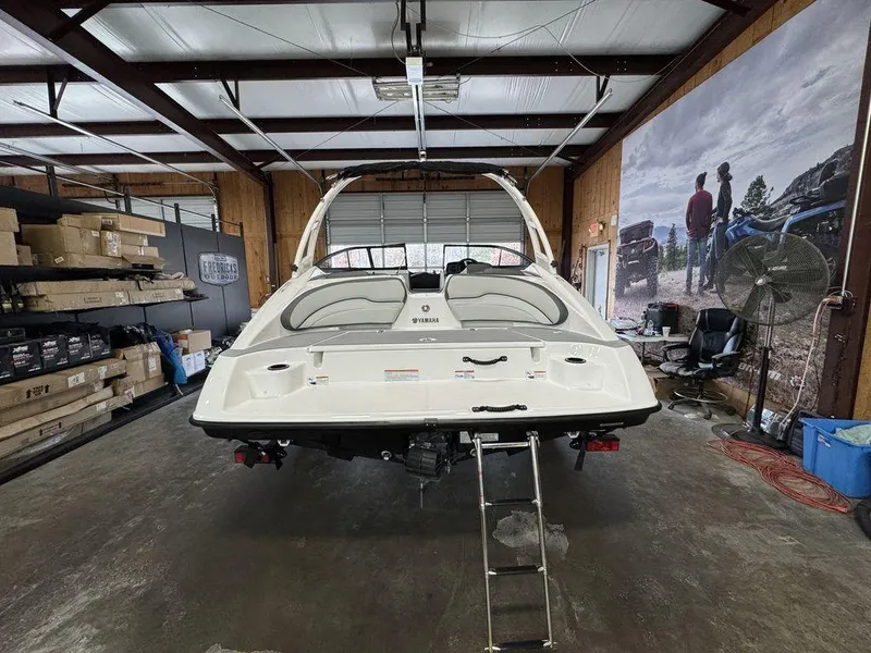 Slide: The Image of Yamaha AR190 2025 - 2