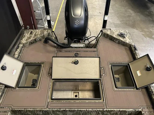 Slide: The Image of SeaArk Flex 19 W/Suzuki 115 2025 - 14