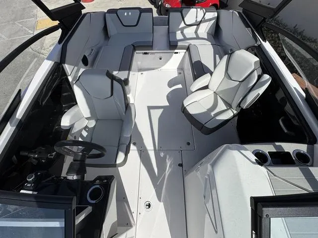 Slide: The Image of Yamaha AR250 2025 - 12