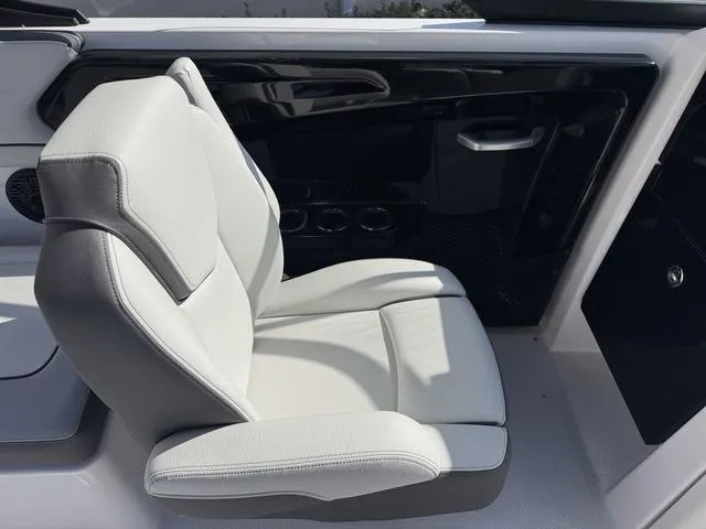 Slide: The Image of Yamaha AR250 2025 - 15