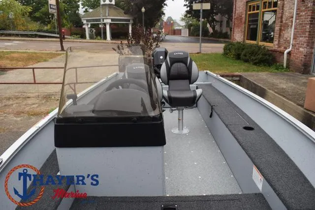 Slide: The Image of Lund 1600 Fury SS 2025 - 16