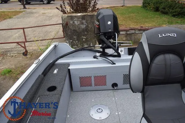 Slide: The Image of Lund 1600 Fury SS 2025 - 23