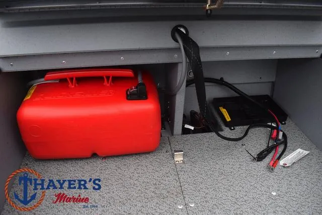 Slide: The Image of Lund 1600 Fury SS 2025 - 24