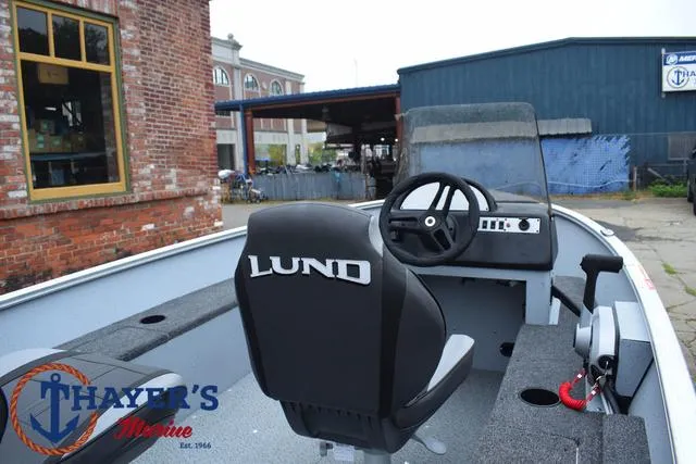 Slide: The Image of Lund 1600 Fury SS 2025 - 26