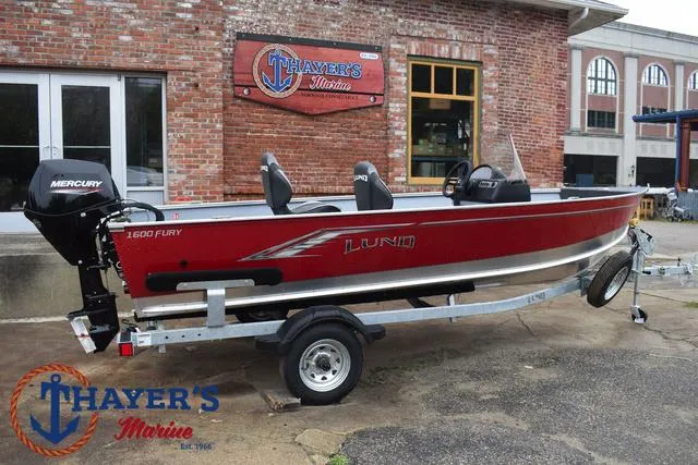 Slide: The Image of Lund 1600 Fury SS 2025 - 32