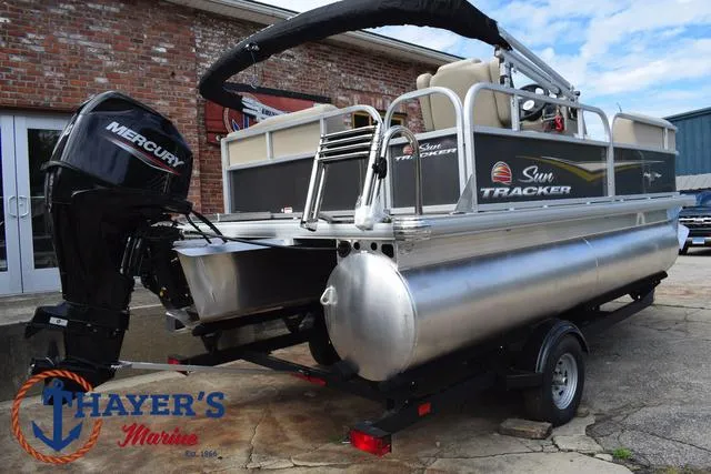Slide: The Image of 2025 Sun Tracker PARTY BARGE® 16 DLX pontoon boat with Mercury engine at Thayer's Marine. - 33