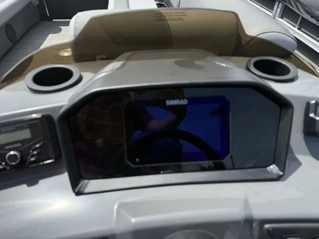 Slide: The Image of Bennington S Quad Bench 24 SSR Tritoon 2025 - 16