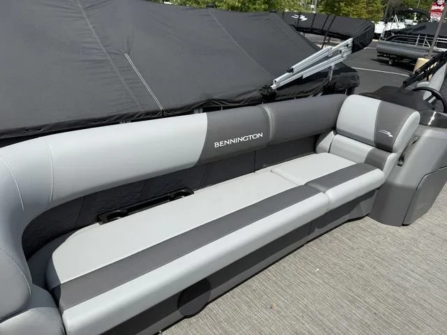 Slide: The Image of Bennington S Quad Bench 24 SSR Tritoon 2025 - 6