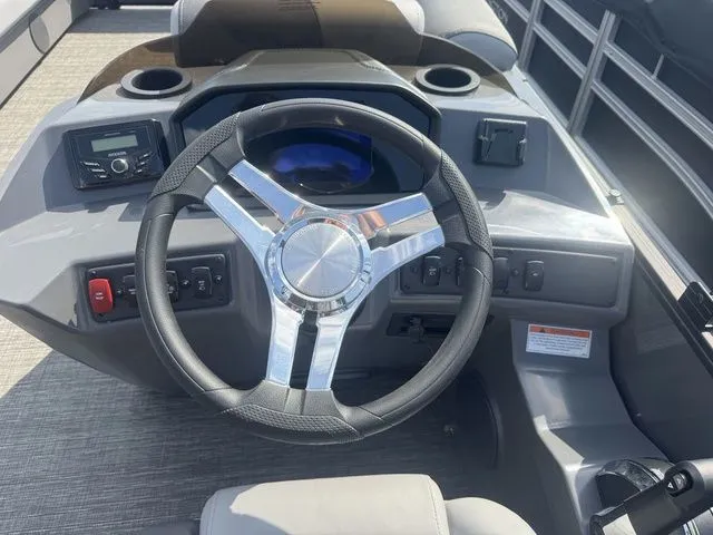 Slide: The Image of Bennington S Quad Bench 24 SSR Tritoon 2025 - 12