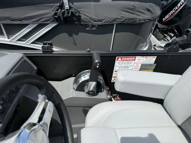 Slide: The Image of Bennington S Quad Bench 24 SSR Tritoon 2025 - 18