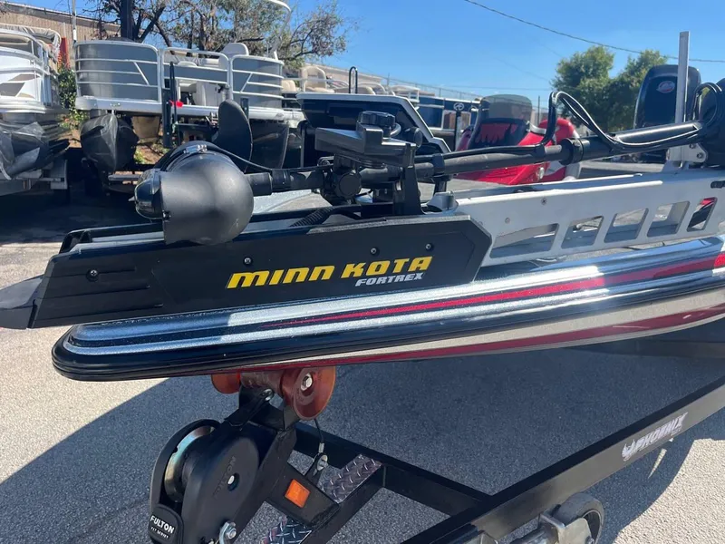 Slide: The Image of 2015 Phoenix 819 Pro boat with Minn Kota Fortrex trolling motor. - 50