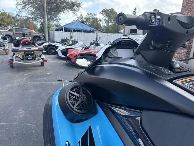 Slide: The Image of 2025 Yamaha Marine Waverunner FX SVHO dashboard with audio controls and safety instructions. - 8