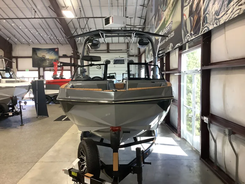 Slide: The Image of Nautique Super Air GS24 2025 - 5