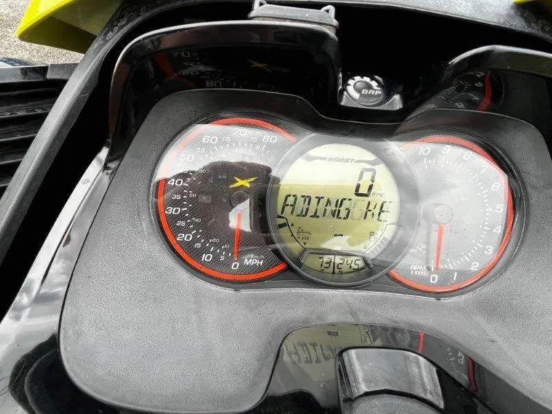 Slide: The Image of Sea-Doo RXT 260 2012 - 28