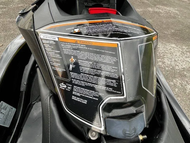 Slide: The Image of Sea-Doo RXT 260 2012 - 29