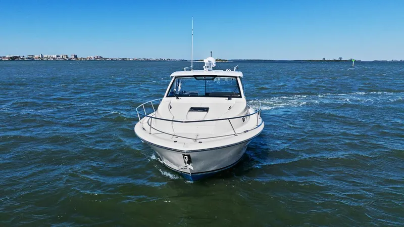 Slide: The Image of Pursuit OS 355 Offshore 2018 - 19