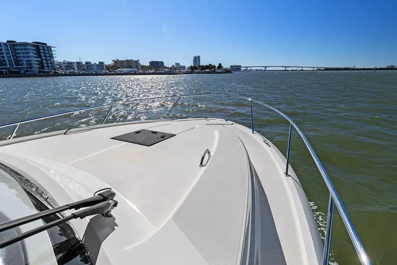 Slide: The Image of Pursuit OS 355 Offshore 2018 - 30