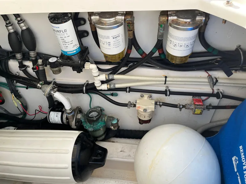 Slide: The Image of Pursuit OS 355 Offshore 2018 - 41