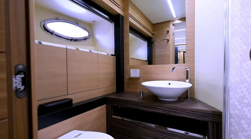 Slide: The Image of Pershing 92 2015 - 19