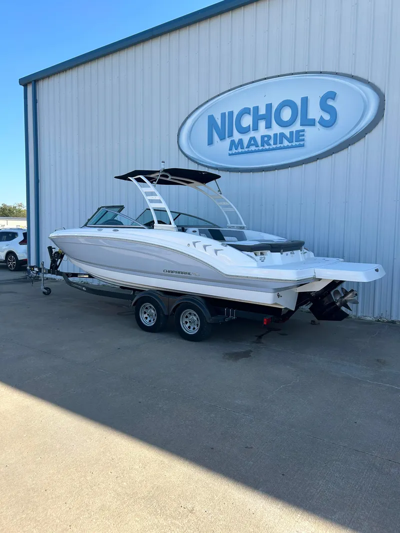 Slide: The Image of Chaparral 23 SSi 2022 - 3