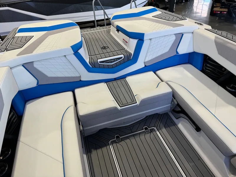 Slide: The Image of Nautique Super Air Nautique G23 2024 - 17