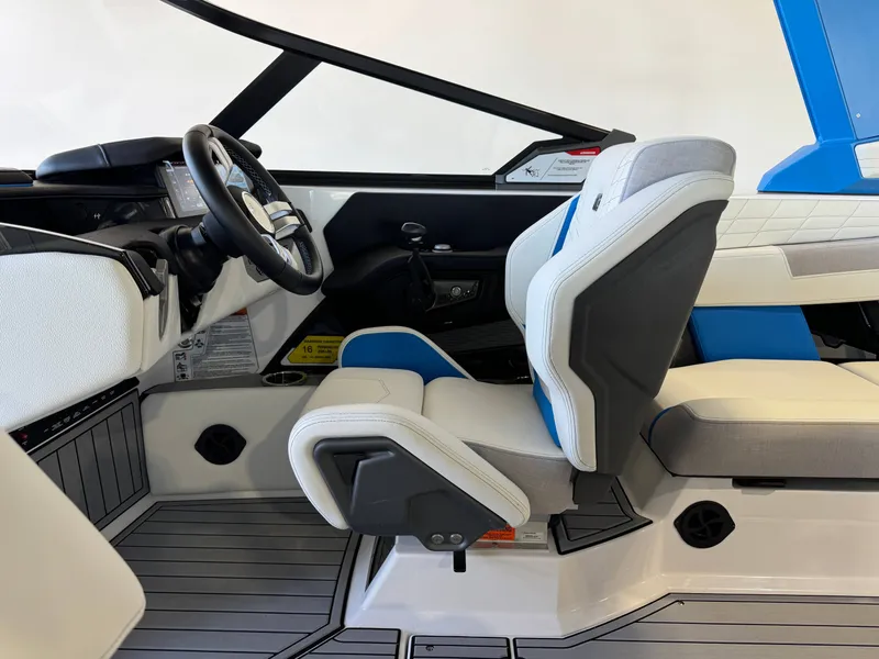 Slide: The Image of Nautique Super Air Nautique G23 2024 - 24