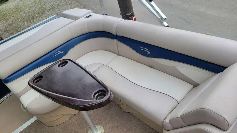 Slide: The Image of Bennington 20 SL 2012 - 10