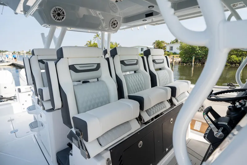 Slide: The Image of Luxurious seating on 2024 Blackfin 400CC boat, featuring modern design and premium materials. - 21