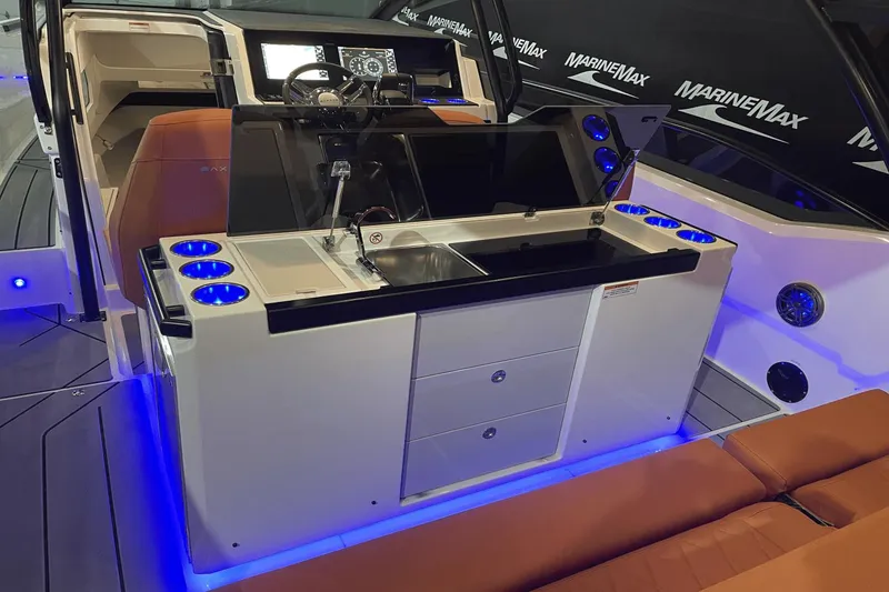 Slide: The Image of Saxdor 320 GTO 2025 - 6