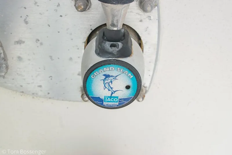 Slide: The Image of Grand Slam Taco Marine control on 2010 Sea Hunt Gamefish 29 boat. - 30