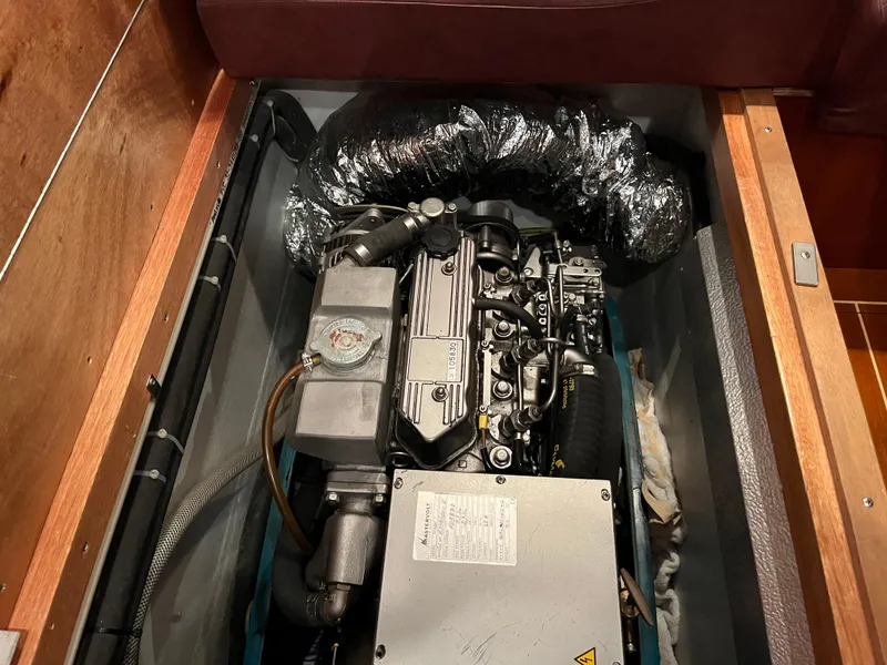 Slide: The Image of Fantasi 44 Pilot House 2003 - 83