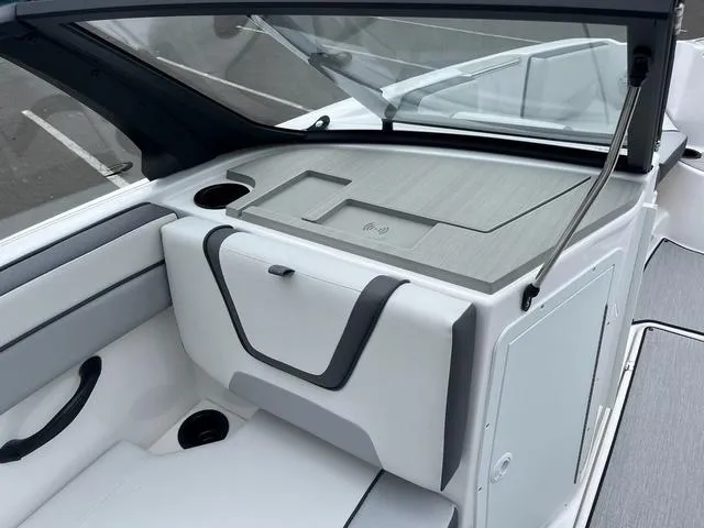 Slide: The Image of 2025 Yamaha Boats AR220 interior with sleek design and modern features. - 5