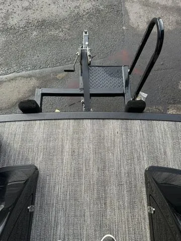 Slide: The Image of 2025 Bennington 25 QSBA boat trailer hitch and deck view. - 9