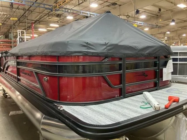 Slide: The Image of 2025 Bennington 23 SSB pontoon boat with interior layout and seating design. - 1