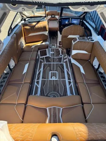 Slide: The Image of Centurion Ri245 2025 - 4